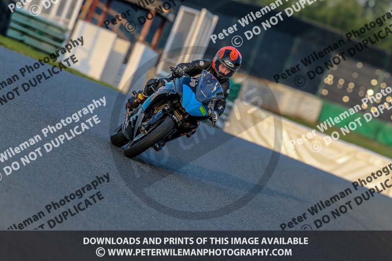PJM Wedding Photography;enduro digital images;event digital images;eventdigitalimages;mallory park;mallory park photographs;mallory park trackday;mallory park trackday photographs;no limits trackdays;peter wileman photography;racing digital images;trackday digital images;trackday photos